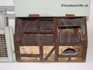 Tauben- und H&uuml;hnerhaus/Dach offen