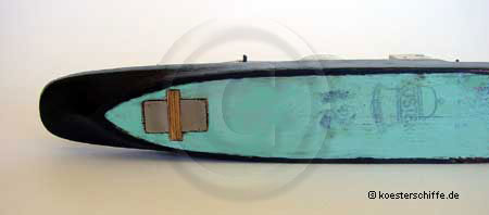 Koesterschiff mit Magneten/Wasserlinie